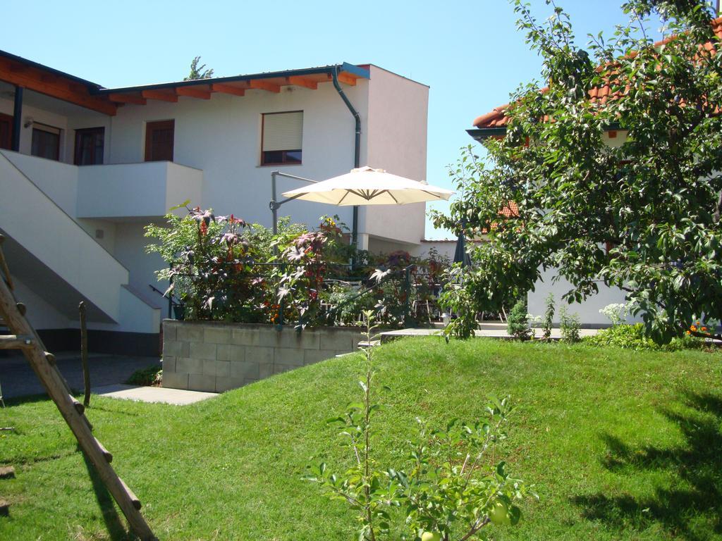 Gaestehaus Strommer Illmitz Bagian luar foto